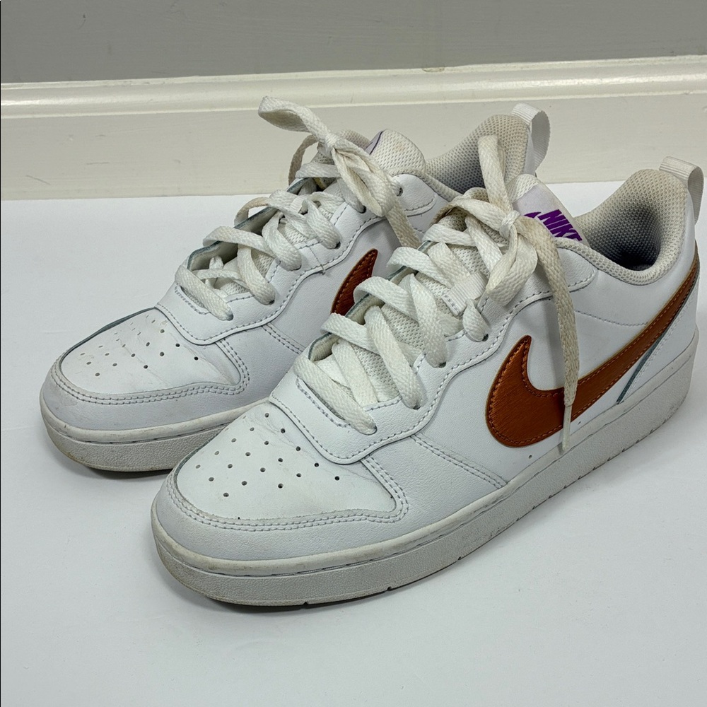 Nike Court Borough White Sneakers Brown Swoosh Womens 7Y